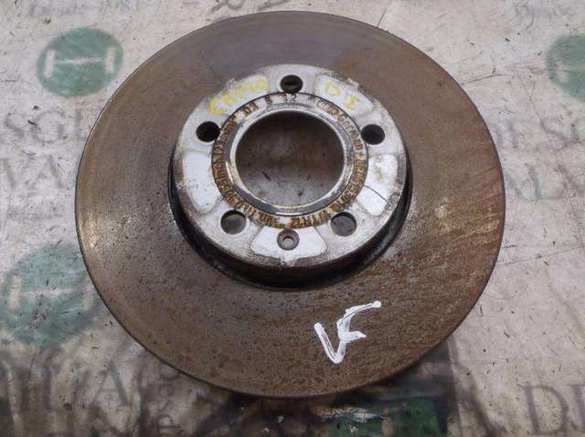 Tarcza hamulcowa przednia 8E0615301Q VAG