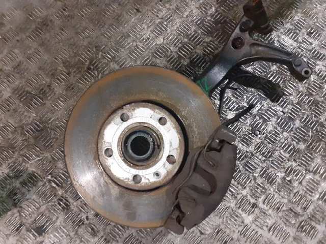 Tarcza hamulcowa przednia 8E0615301Q VAG