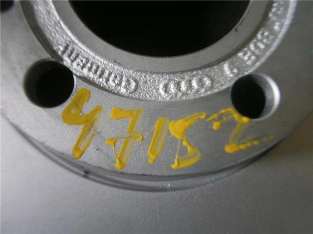 Tarcza hamulcowa tylna 8E0615601Q VAG