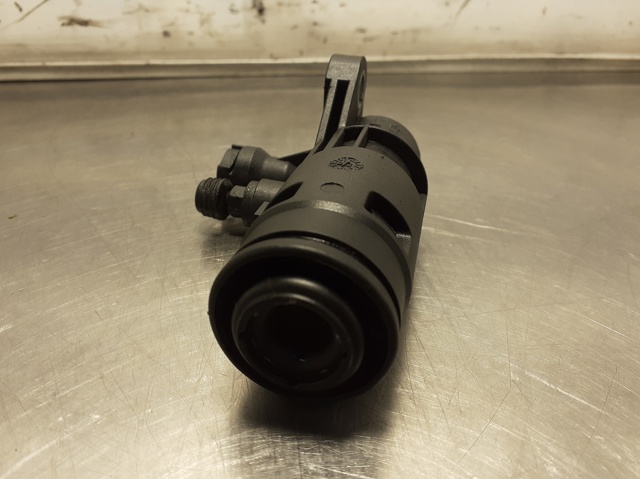 Cylinder roboczy sprzęgła 8E0721257H VAG