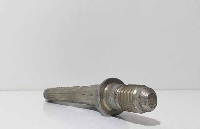 Hak holowniczy Audi A4 8E2