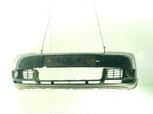 Zderzak przedni Audi A4 8E2