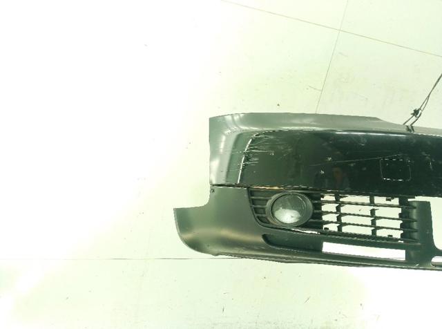 Zderzak przedni Audi A4 8E2