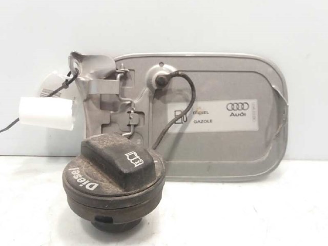 Klapka wlewu paliwa Audi A4 8E2