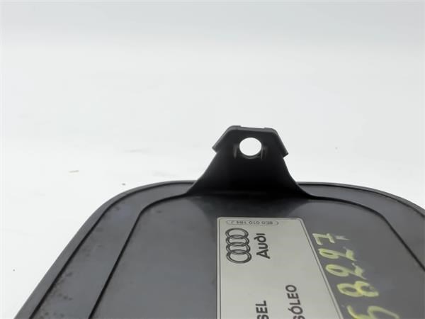 Klapka wlewu paliwa Audi A4 8E2
