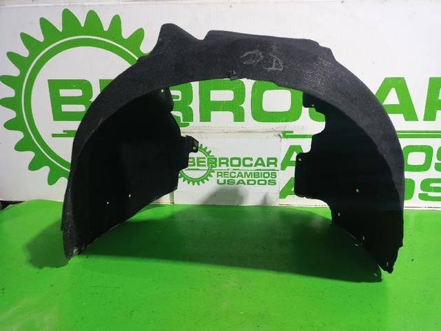 Nadkole błotnika przedniego prawe Audi A4 8E2