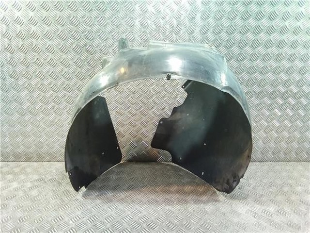 Nadkole błotnika przedniego prawe Audi A4 8E2