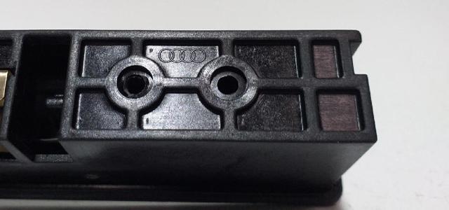 8E0827574C VAG