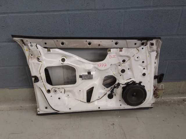 Drzwi przednie lewe Audi A4 8E2