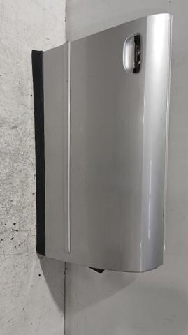 Drzwi przednie prawe 8E0831052 VAG