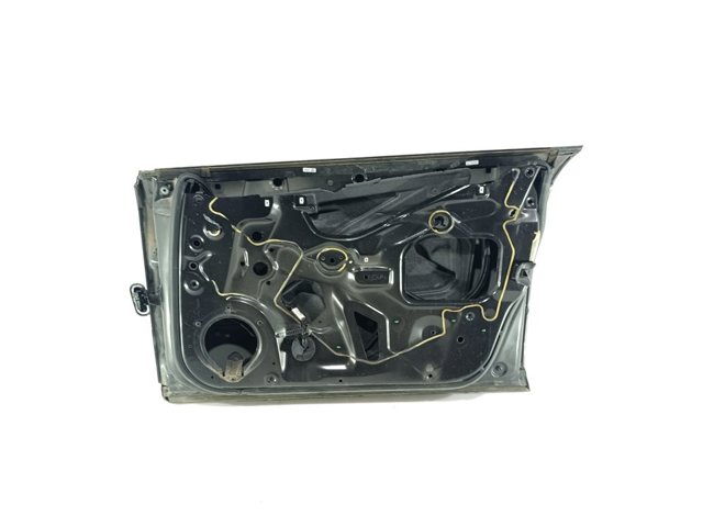 Drzwi przednie prawe 8E0831052J VAG