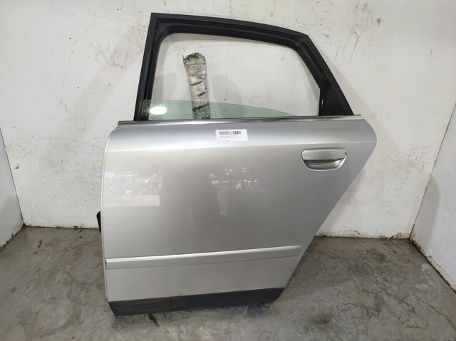 Drzwi tylne lewe 8E0833051 VAG