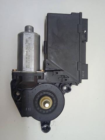 Mechanizm podnoszenia szyby drzwi przednich lewych 8E0837461A VAG