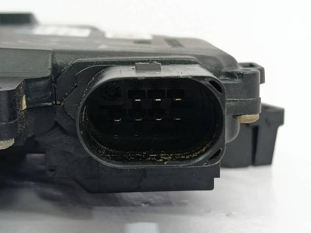 8E0839016C VAG
