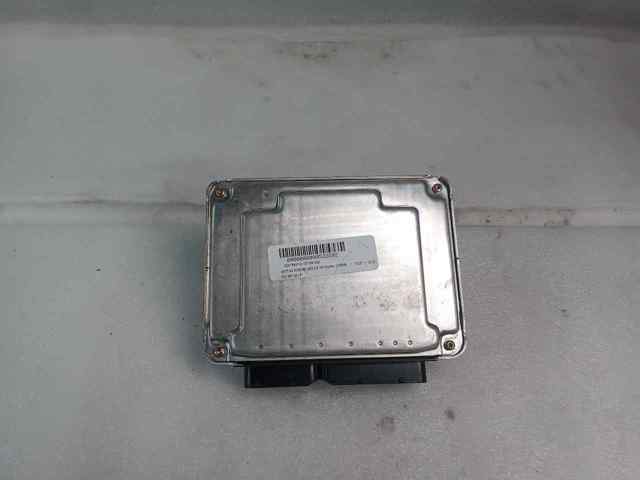 Sterownik silnika 8E0907401P VAG