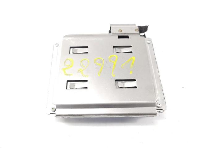 Sterownik silnika 8E0907411 VAG
