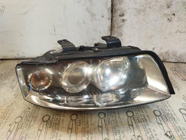 Reflektor prawy 8E0941004F VAG