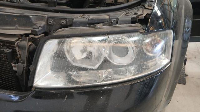 Reflektor lewy 8E0941029C VAG