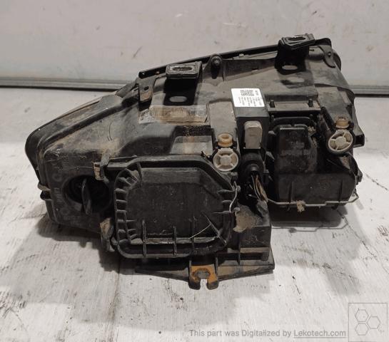 Reflektor lewy 8E0941029C VAG