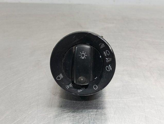 8E0941531B VAG