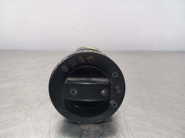 8E0941531C VAG