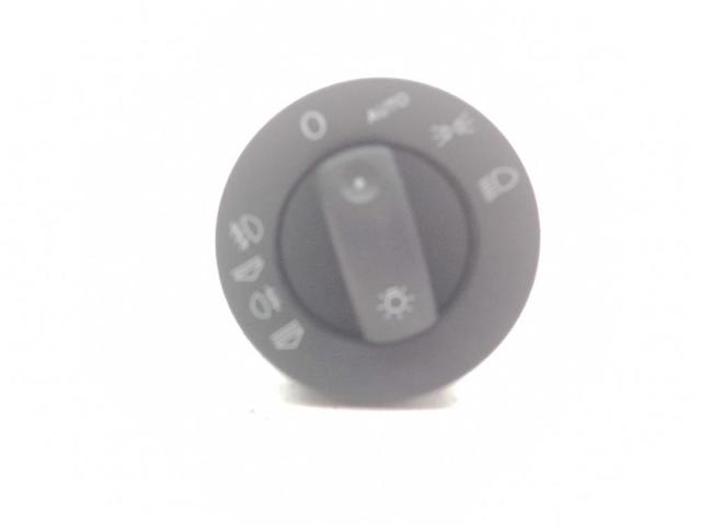 8E0941531D VAG