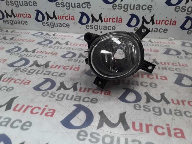 Lampa przeciwmgielna prawa 8E0941700C VAG