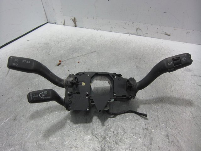 8E0953549Q VAG