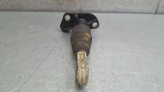 Cylinder sprzęgła główny 8E1721401 VAG