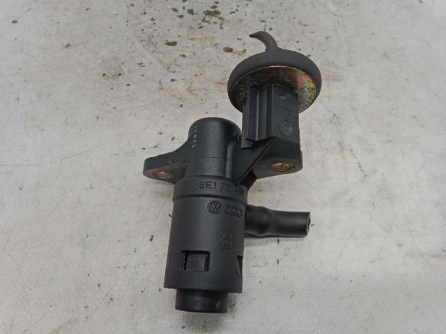 Cylinder sprzęgła główny 8E1721401 VAG