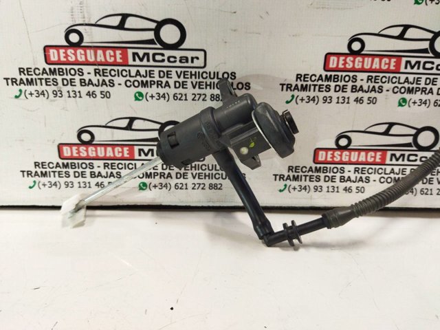 Cylinder sprzęgła główny 8E1721401AJ VAG