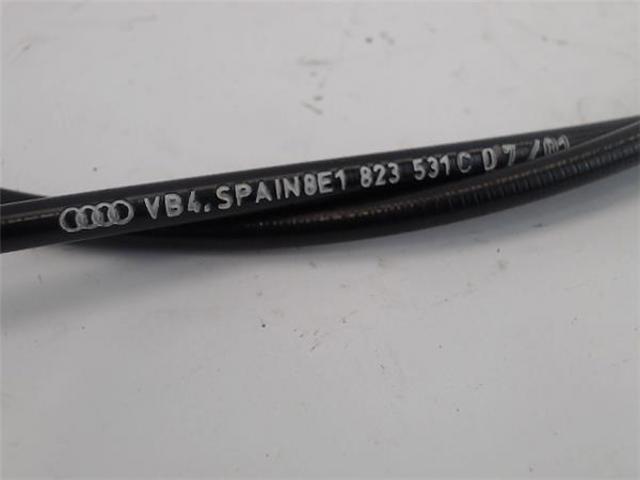 Linka otwierania maski Audi A4 8E2