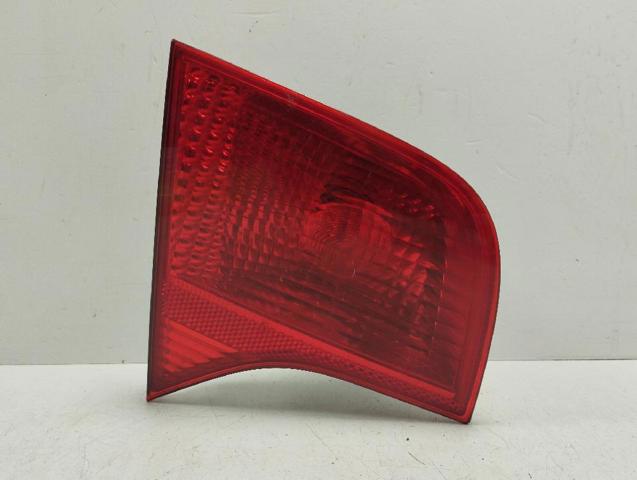 Lampa zespolona tylna lewa wewnętrzna 8E5945093 VAG