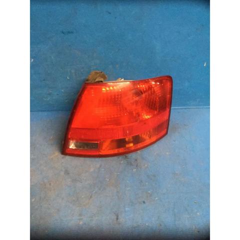 Lampa zespolona tylna prawa zewnętrzna 8E9945096C VAG