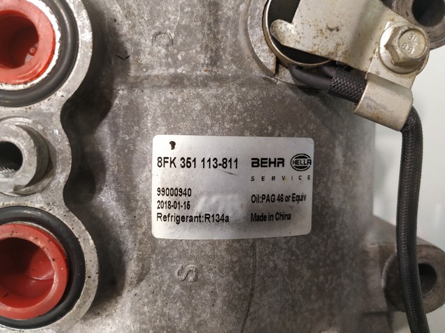 Sprężarka klimatyzacji 8FK351113811 FORD