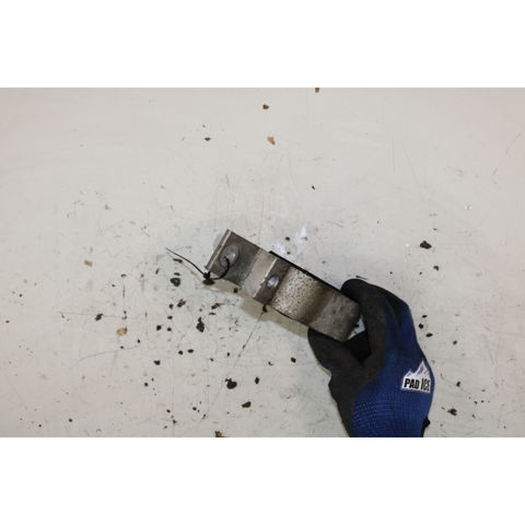 Poduszka (podpora) silnika tylna 8G916P082BA FORD