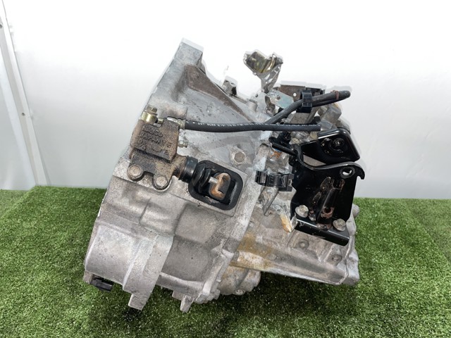 Mechaniczna skrzynia biegów w komplecie 8H5 NISSAN