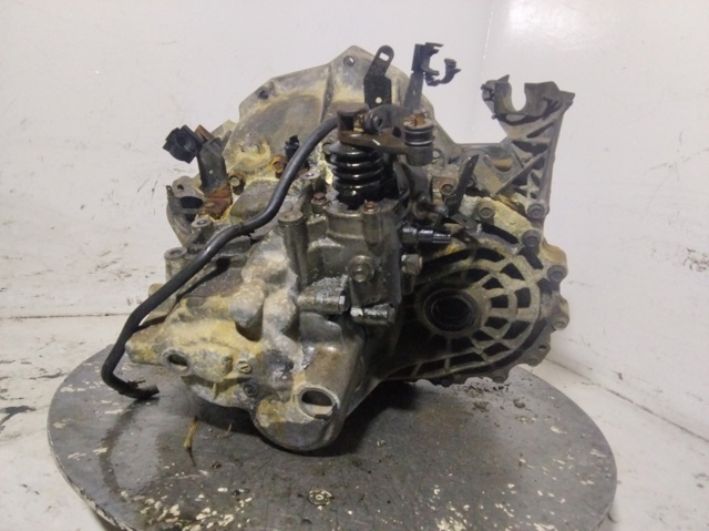 Mechaniczna skrzynia biegów w komplecie 8H5 NISSAN