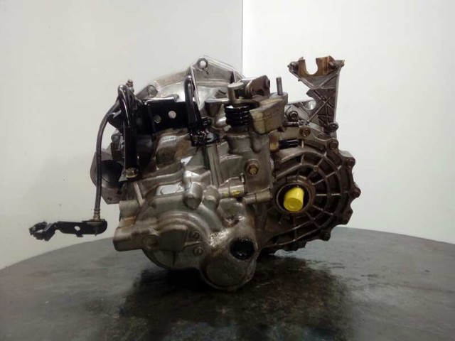 Mechaniczna skrzynia biegów w komplecie 8H5 NISSAN