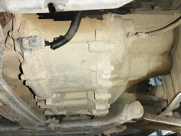 Mechaniczna skrzynia biegów w komplecie 8H5 NISSAN