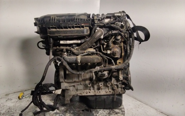 Silnik w komplecie 8HR PEUGEOT