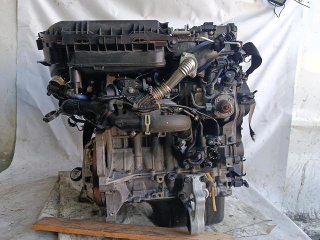 Silnik w komplecie 8HR PEUGEOT