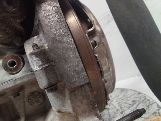 Silnik w komplecie 8HR PEUGEOT