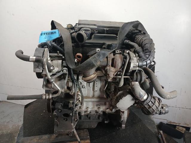 Silnik w komplecie 8HS PEUGEOT