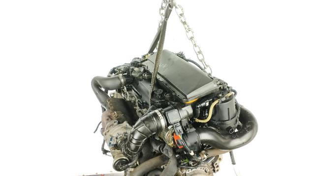 Silnik w komplecie 8HS PEUGEOT