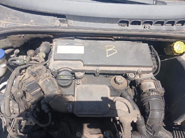 Silnik w komplecie 8HZ PEUGEOT