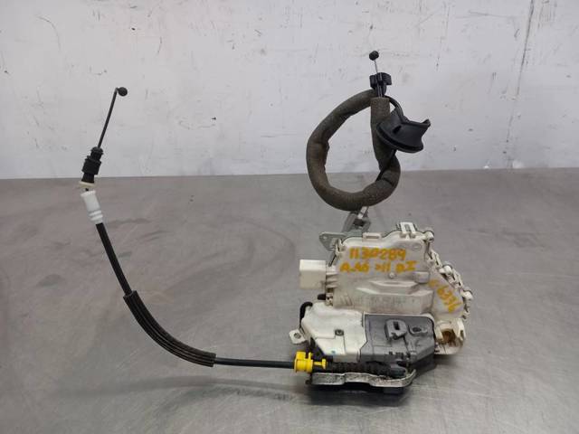 Zamek drzwi przednich lewych 8J1837015C VAG