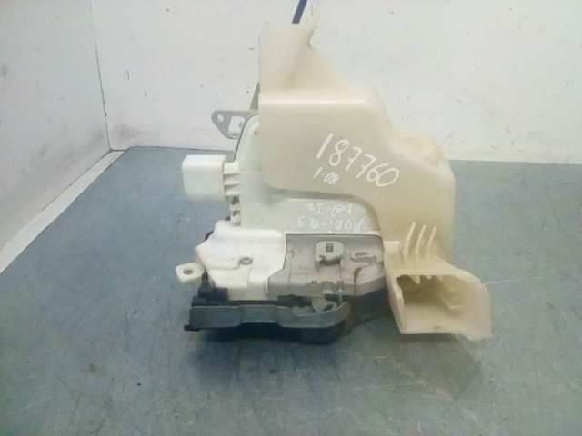8J1837015F VAG