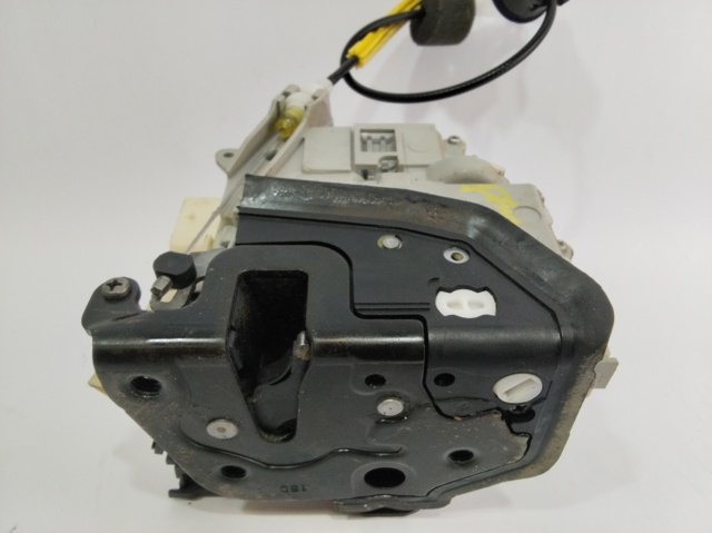 Zamek drzwi przednich prawych 8J1837016C VAG