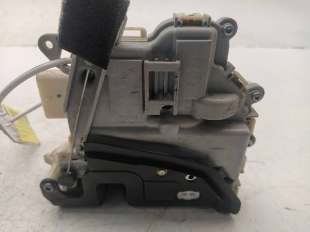 8J1837016E VAG